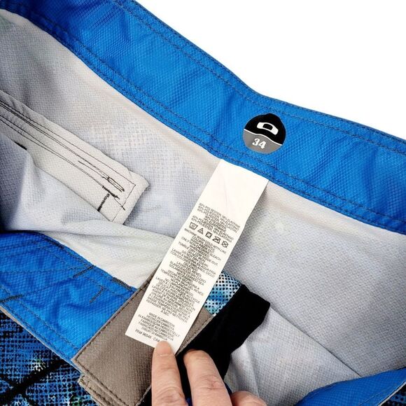 2/$20 Oakley Grey & Blue Swim Pants Size: 34 - Picture 6 of 8